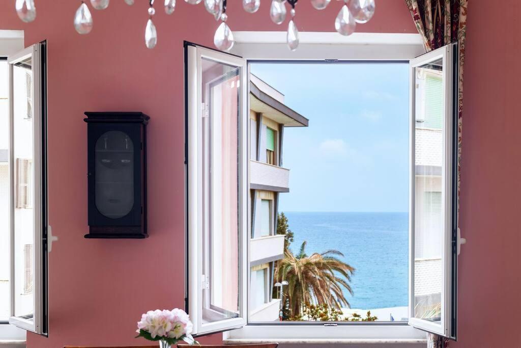 Le Finestre Sul Mare Apartment Albissola Marina Ngoại thất bức ảnh