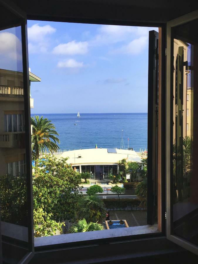 Le Finestre Sul Mare Apartment Albissola Marina Ngoại thất bức ảnh
